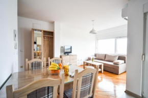 Отель Apartments Dream  Нин